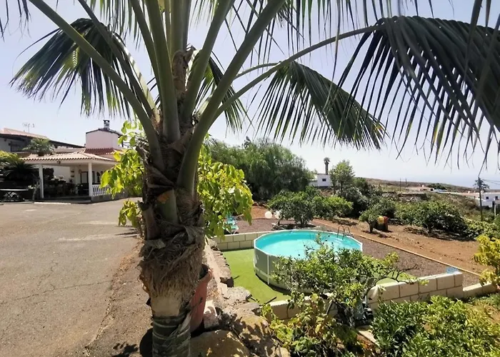 Dolores En Adeje أذيخي